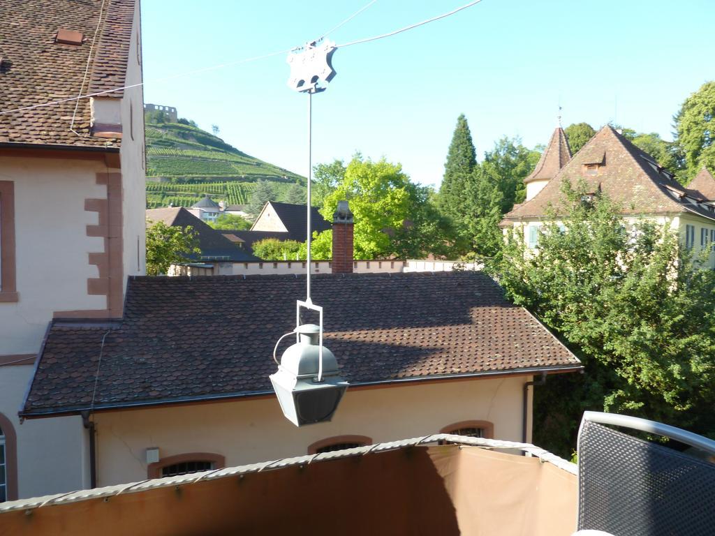 Gasthaus Zum Hirschen Staufen im Breisgau Kamer foto