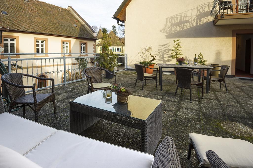 Gasthaus Zum Hirschen Staufen im Breisgau Buitenkant foto