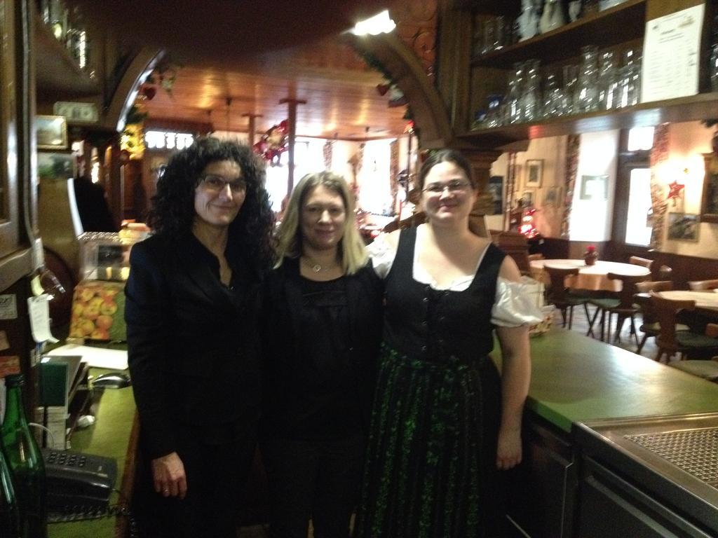 Gasthaus Zum Hirschen Staufen im Breisgau Buitenkant foto